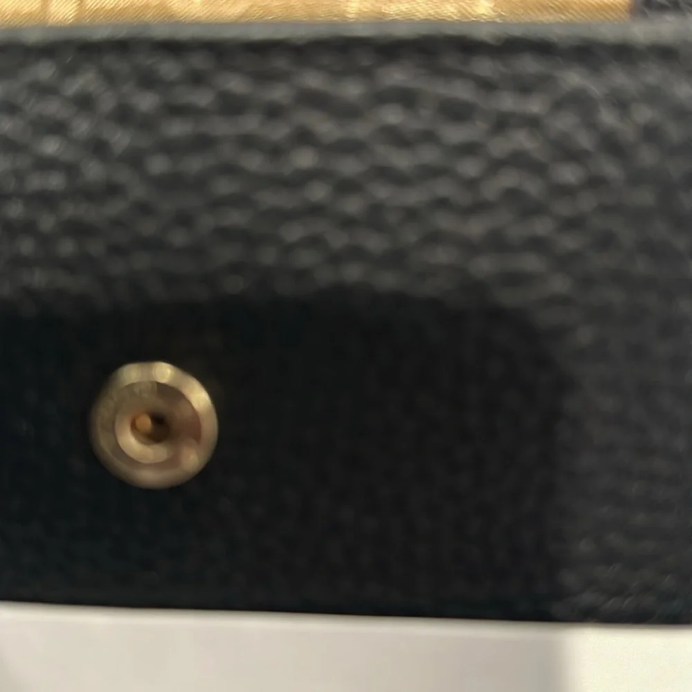 NWT LODIS Premium Top Grain Leather Wallet with RFID Protection.